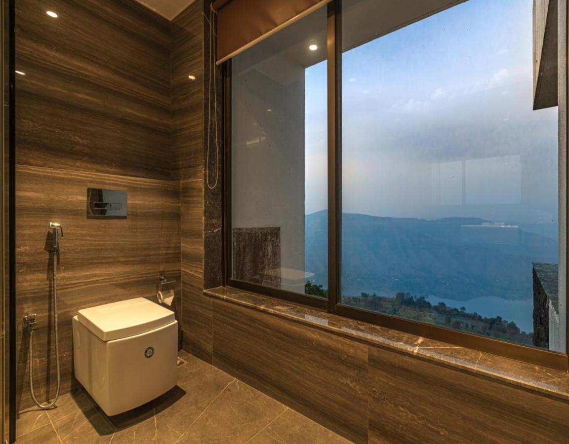 Saffronstays Aurelia, Panchgani - Balinese Villa With Breathtaking Valley Views Buitenkant foto